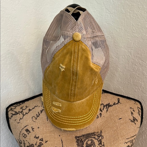 NWOT C.C Ponytail Criss-Cross Distressed Baseball Cap - Mustard/Khaki - Picture 3 of 6